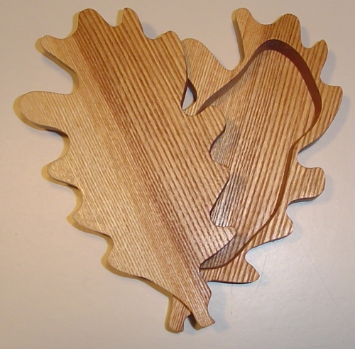 Oak Leaf design - open
