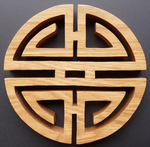 Oriental trivet